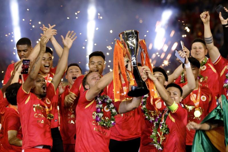 Đình Bắc rực sáng giúp CLB CAHN thắng đẹp ngày đăng quang, đẩy Becamex TP.HCM vào cảnh bi đát- Ảnh 5.