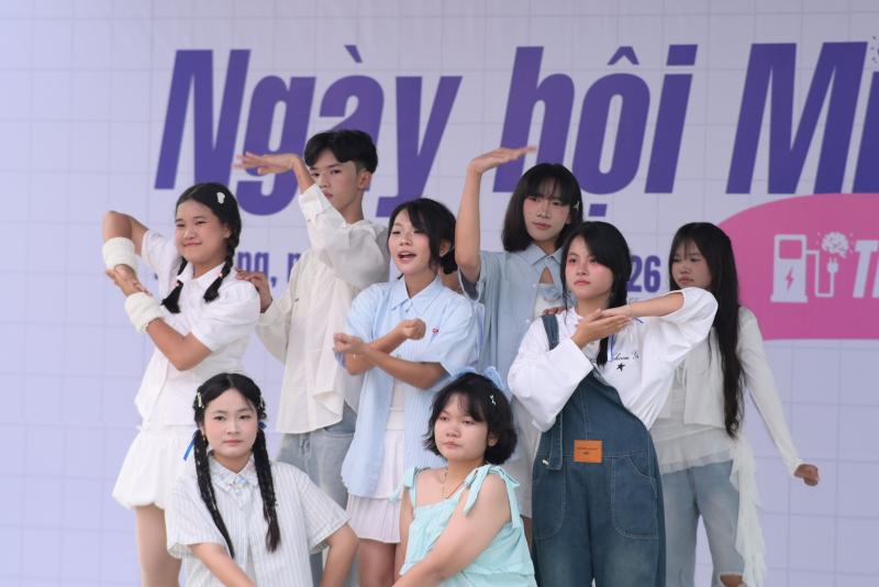 Chuyên gia tâm lý, MC Khánh Vy và Ánh Schannel bật mí ‘thuốc chữa overthinking mùa thi’ - Ảnh 9.