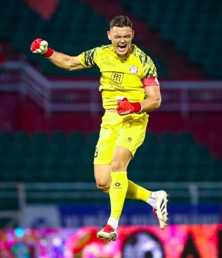 Lê Giang Patrick và Tiến Linh nên lưu ý, V-League sắp hạ màn: Thầy Kim không đợi đâu!- Ảnh 1.