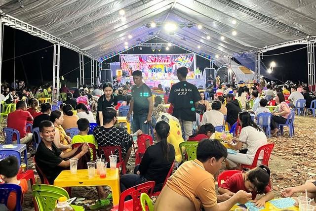 Lô tô thời nay: Từ tiếng rao hội chợ đến ánh đèn sân khấu hiện đại- Ảnh 3.