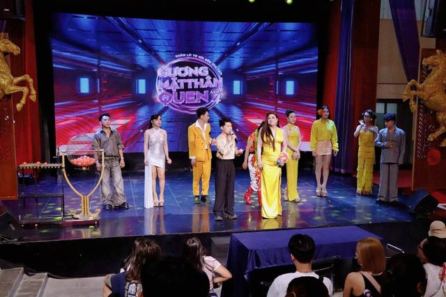 Lô tô thời nay: Cẩm Nhung sống và diễn mãnh liệt suốt 20 năm- Ảnh 2.