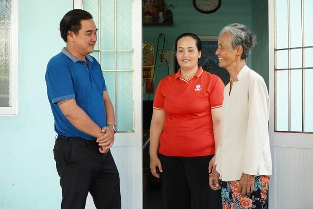 Làm cả thứ bảy, đến tận nhà hỗ trợ - Ảnh 4.