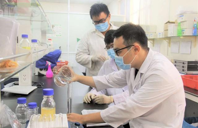 Người tài vào khu vực công có thể hưởng phụ cấp gấp 3 lần lương - Ảnh 1.
