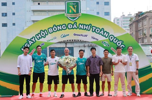 Thầy của Công Phượng, Lý Đức được VFF vinh danh đặc biệt- Ảnh 3.