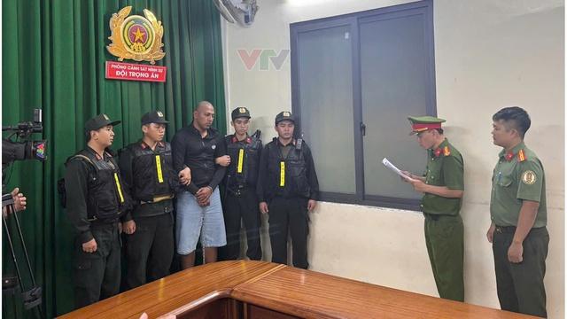 Khen thưởng 'nóng' 6 tập thể phá án thành công vụ nổ súng ở Bến Thành - Ảnh 5.