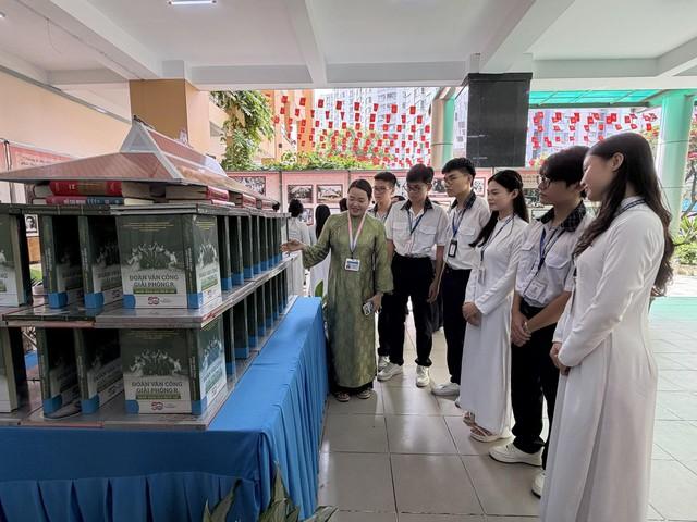 Trường phổ thông duy nhất mang tên Chủ tịch Hồ Chí Minh kỷ niệm sinh nhật Bác - Ảnh 3.