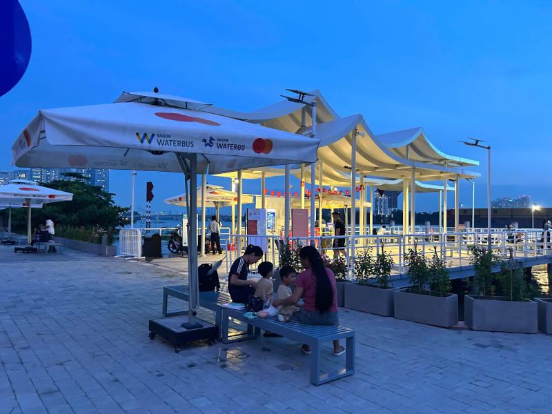Bến tàu Ba Son có gì mà giới trẻ TP.HCM rủ nhau check-in view 'triệu đô'? - Ảnh 9.