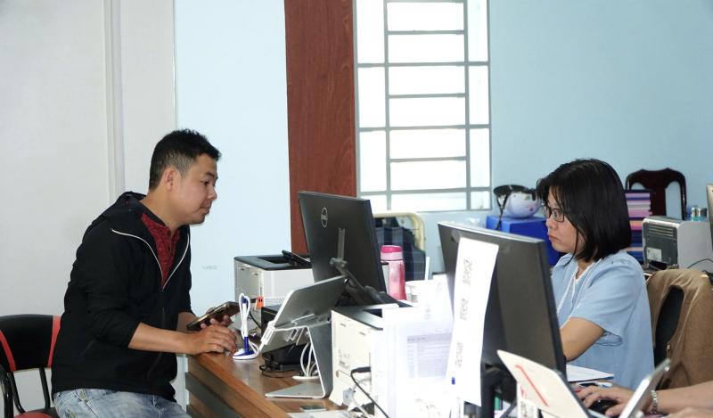 Thủ tục gọn, dân lợi: Cán bộ trẻ nâng cao sự hài lòng người dân- Ảnh 3.