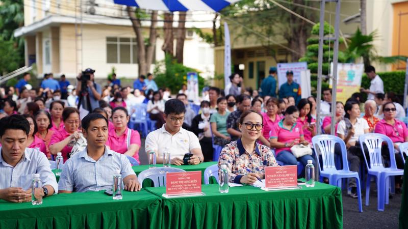 Nhiều việc làm lương cao đang cần tuyển gấp- Ảnh 3.