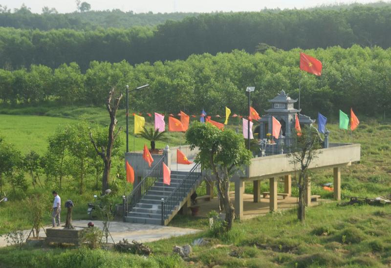 Người hơn nửa thế kỷ chăm lo cho 93 liệt sĩ - Ảnh 1.