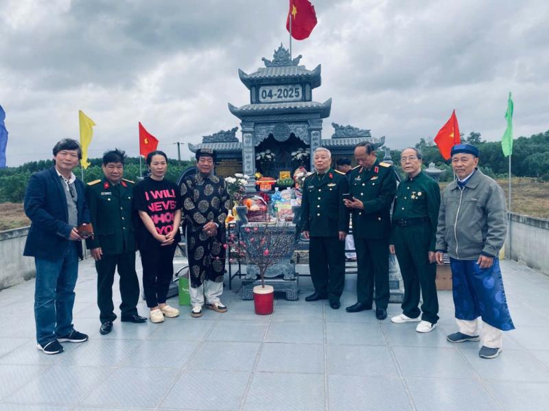 Người hơn nửa thế kỷ chăm lo cho 93 liệt sĩ - Ảnh 3.