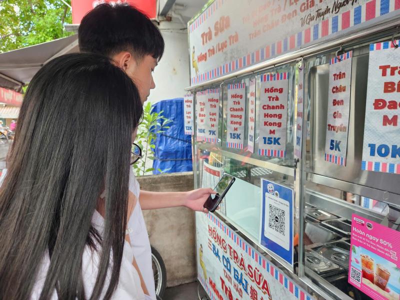 Thế hệ 'không một xu dính túi' - Ảnh 1.