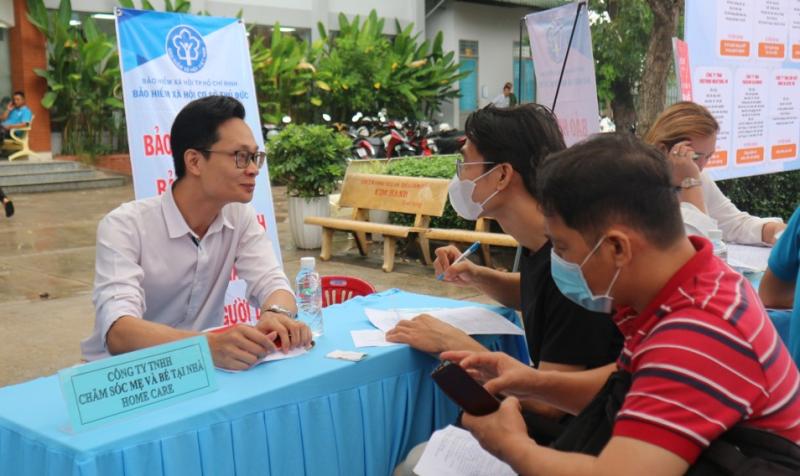 Nhiều việc làm lương cao chờ người lao động, có vị trí 30 triệu đồng/tháng - Ảnh 2. Nhiều việc làm lương cao chờ người lao động, có vị trí 30 triệu đồng/tháng - Ảnh 2.