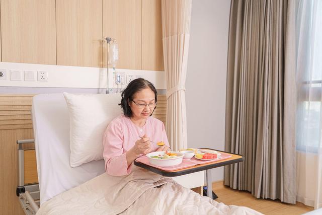 Rút ngắn thời gian nằm viện sau can thiệp tim mạch: Yếu tố nào quyết định?  - Ảnh 4.
