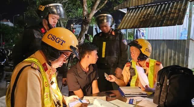 Công an TP.HCM ra quân 45 ngày đêm, 'xóa sổ' tội phạm ma túy - Ảnh 1.