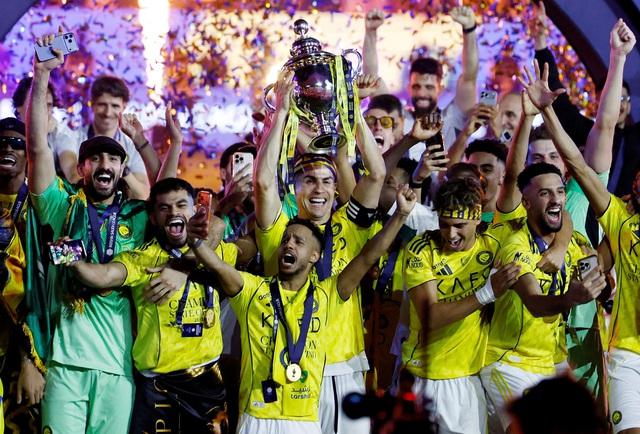 Ronaldo chơi cực hay, cùng Al Nassr vô địch Saudi Pro League- Ảnh 1.