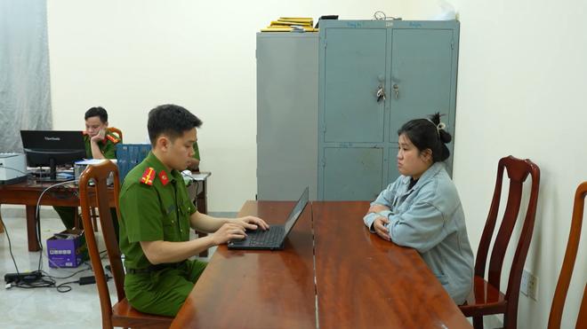 Từ 'kết bạn nhầm' đến quy trình 'đánh khách 7 ngày' của nhóm lừa đảo 3.000 tỉ/năm- Ảnh 5.