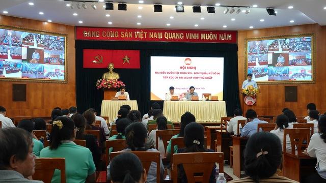Bí thư Trần Lưu Quang: 'Cấm đỗ xe rồi người dân sẽ đỗ ở đâu?' - Ảnh 1.