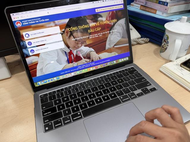 Tuyển sinh đầu cấp TP.HCM: Sở GD-ĐT công bố ngày phụ huynh bắt đầu đăng ký - Ảnh 1.