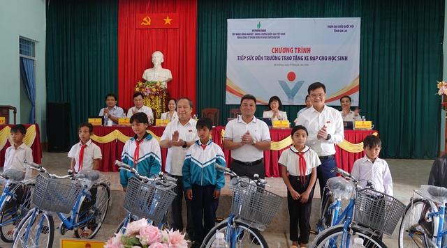 Tiếp xúc cử tri tại Ia Băng: Gỡ vướng về đất đai cho bà con Gia Lai - Ảnh 4.