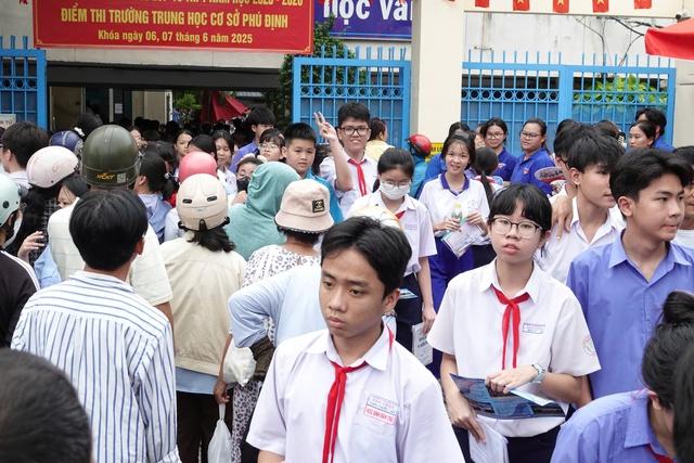 Tỷ lệ chọi có phản ánh thực chất 'độ khó' kỳ thi lớp 10 TP.HCM? - Ảnh 2.