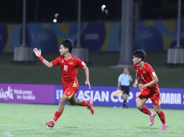Đừng để U.17 Việt Nam thành thế hệ 'biến mất' ở đội tuyển quốc gia- Ảnh 1.
