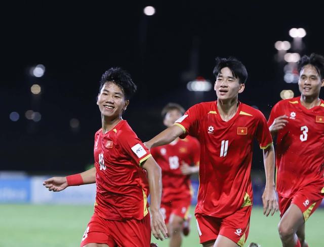 U.17 Việt Nam đoạt tấm vé lịch sử đến World Cup: Đá tại Qatar vào ngày nào?- Ảnh 2.