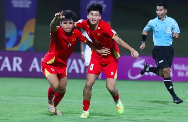 U.17 Việt Nam phải làm gì để không bị ‘quăng quật’ tại World Cup: Bài học từ U.23 Việt Nam - Ảnh 1.