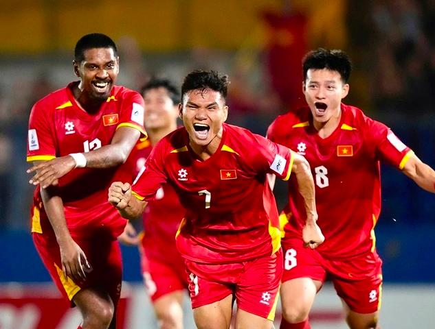 Trùng hợp kỳ lạ: Đội tuyển Việt Nam và U.17 Việt Nam có đối thủ giống hệt nhau ở châu Á
- Ảnh 2.