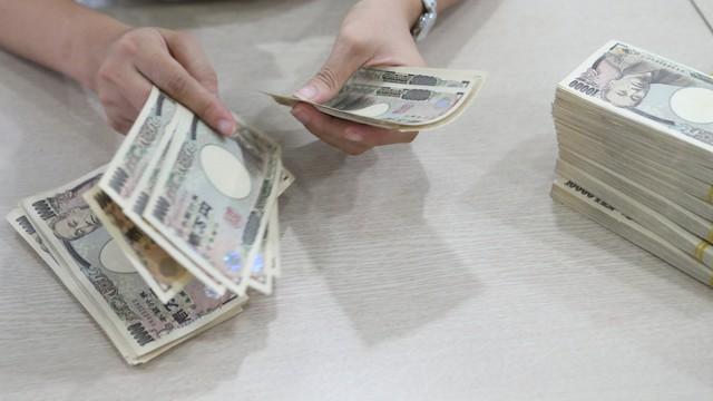 Giá USD hôm nay 4.5.2026: Giảm nhẹ trong khi yen Nhật tăng mạnh - Ảnh 1.
