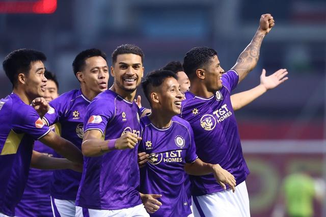 Lịch thi đấu V-League cực hay hôm nay: HLV Kewell sẽ ‘đẩy’ Đà Nẵng xuống hạng hay ‘cứu hộ’?- Ảnh 5.