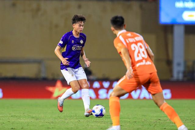 Xuất hiện ngôi sao ‘lạ’ 20 tuổi, HLV Kim Sang-sik ‘hái vội’ cho ASIAD: Được lắm chứ, tại sao không?- Ảnh 1.