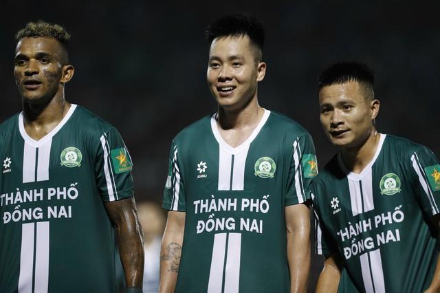 Minh Vương tỏa sáng, Trường Tươi Đồng Nai thắng cực đậm Thanh Niên TP.HCM: Sừng sững tốp 1 - Ảnh 8.