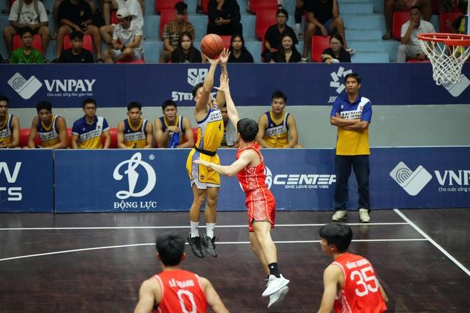 FPT Play 'bắt tay' VBF, độc quyền phát sóng giải bóng rổ quốc gia trong 3 năm- Ảnh 1.