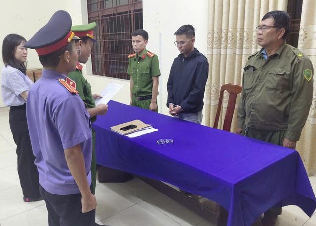 Cháy ô tô khi đổ xăng khiến 2 người tử vong: Bắt tạm giam tài xế- Ảnh 1.