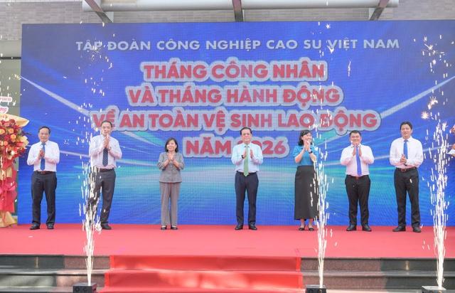 Ngành cao su Việt Nam chăm lo thiết thực cho hơn 80.000 lao động - Ảnh 4.
