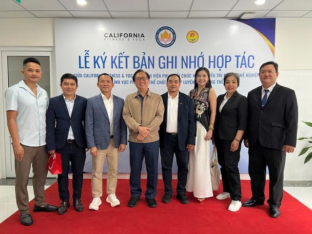 Các 'chiến binh' muay TP.HCM được bảo trợ y tế- Ảnh 2.