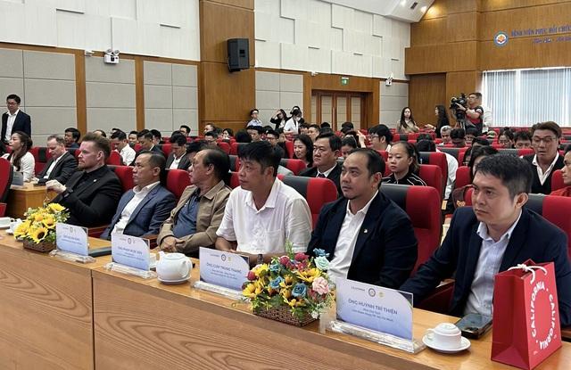 Các 'chiến binh' muay TP.HCM được bảo trợ y tế- Ảnh 1.