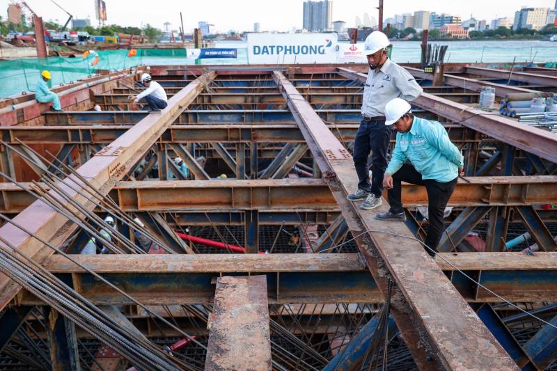 Cam kết đến 2.9, TP.HCM sẽ có cầu đi bộ vượt sông Sài Gòn đẹp lung linh- Ảnh 5.