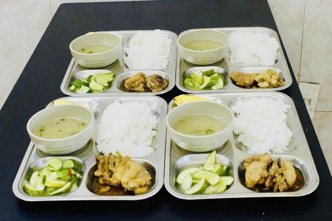 Quán cơm miễn phí gần bệnh viện và lời chúc lạ: ‘Mong không gặp lại’- Ảnh 7.