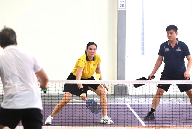 Cựu sao bóng chuyền Ngọc Hoa, Kim Huệ bùng cháy tại giải pickleball Bình Điền Open 2026- Ảnh 3.