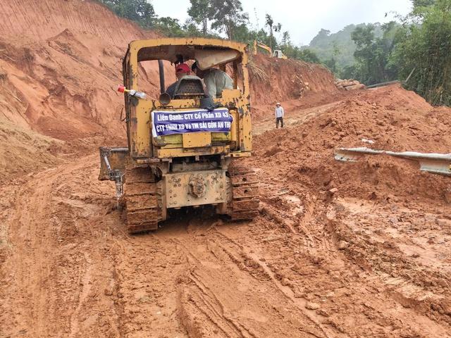 Đèo Gia Bắc trên quốc lộ 28 lại sạt lở, khuyến cáo không lưu thông- Ảnh 2.