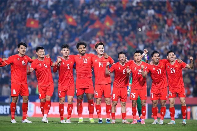 Đội tuyển Việt Nam quyết tâm chinh phục châu lục: Làm sao 'vượt núi' Hàn Quốc, UAE?- Ảnh 3.
