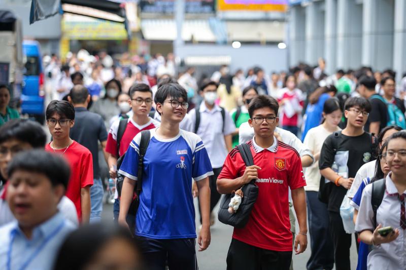 Nghi vấn đề thi đánh giá năng lực 'lấy ý tưởng' đề tham khảo của nước ngoài - Ảnh 1.