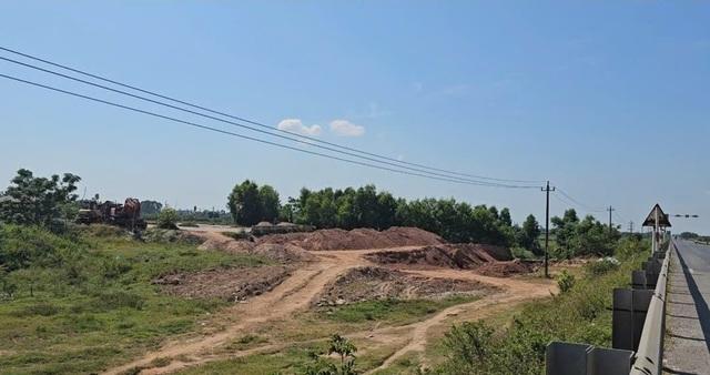 Mở nút giao 'đắp chiếu' nhiều năm, các bên liên quan đã phát sinh tố cáo - Ảnh 1.
