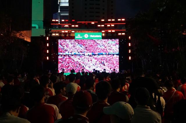Diễn viên 'Mưa đỏ' thẫn thờ vì Arsenal bại trận!- Ảnh 4.