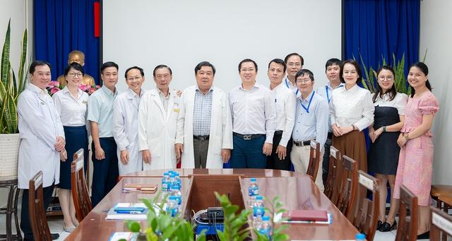 Bệnh viện Đa khoa khu vực Thủ Đức đồng hành đào tạo sinh viên Y khoa HUTECH- Ảnh 1.