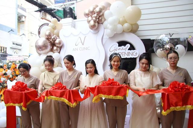 Khai trương Phòng khám Da liễu thẩm mỹ AN CLINIC: Nơi kiến tạo làn da không tuổi- Ảnh 2.