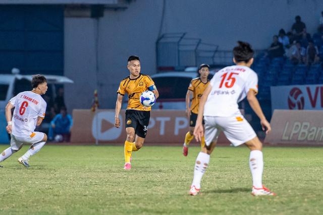 Doãn Ngọc Tân bùi ngùi chia tay CLB Thanh Hóa: ‘Mùa sau, tôi không còn ở đây với anh em nữa’- Ảnh 1.
