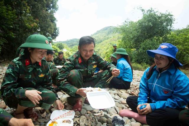 Tìm liệt sĩ trên dãy Trường Sơn: Chung một tấm lòng- Ảnh 3.
